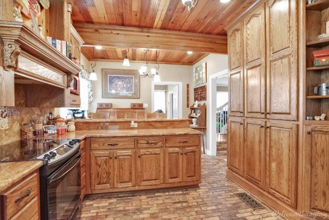 948 Elmwood Street, Shreveport, LA 71104