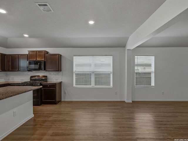 9722 MARBACH GDN, San Antonio, TX 78245