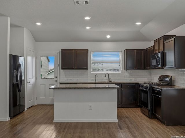 9722 MARBACH GDN, San Antonio, TX 78245