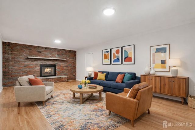 1040 Hillside Drive, North Brunswick, NJ 08902