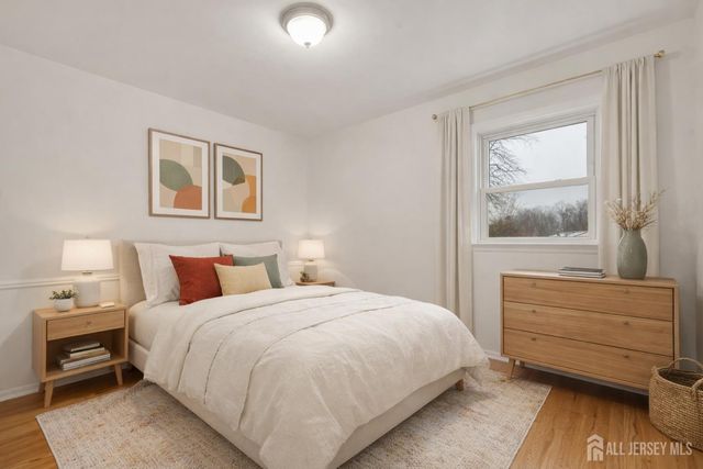 1040 Hillside Drive, North Brunswick, NJ 08902