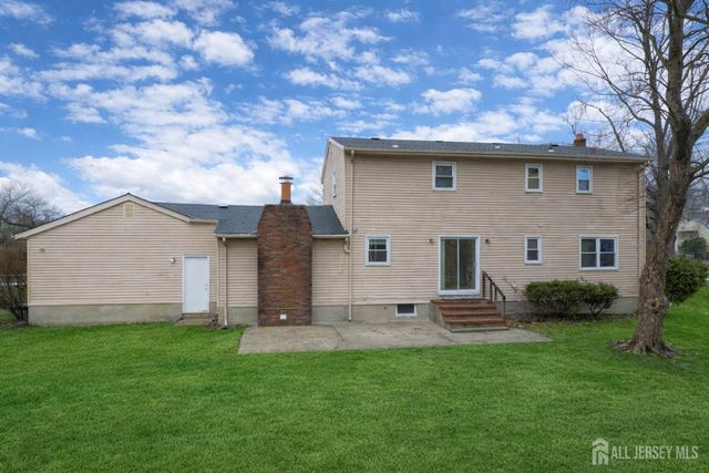 1040 Hillside Drive, North Brunswick, NJ 08902