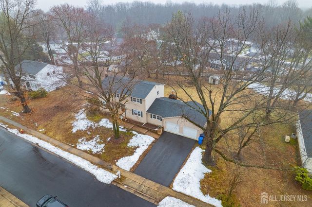 1040 Hillside Drive, North Brunswick, NJ 08902