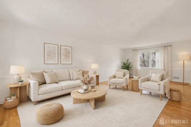 1040 Hillside Drive, North Brunswick, NJ 08902