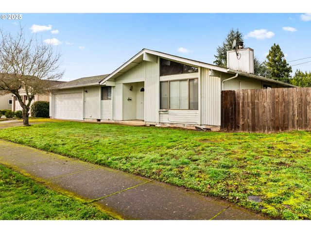 798 DRIFTWOOD Dr, Eugene, OR 97402