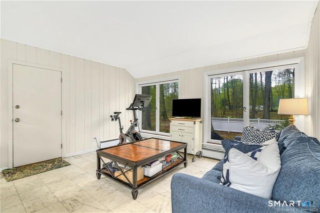792 Smith Ridge Road, New Canaan, CT 06840