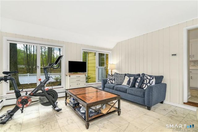 792 Smith Ridge Road, New Canaan, CT 06840