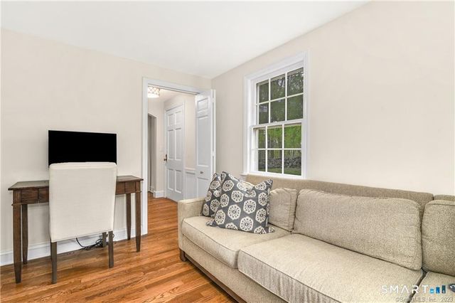 792 Smith Ridge Road, New Canaan, CT 06840