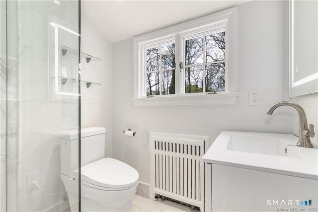 792 Smith Ridge Road, New Canaan, CT 06840