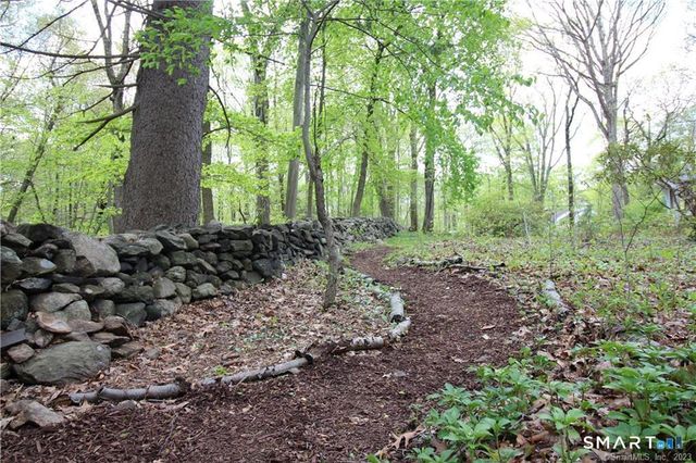 792 Smith Ridge Road, New Canaan, CT 06840