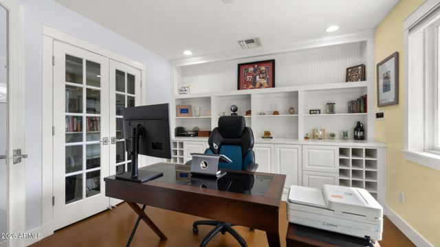 5619 N 11TH Street, Phoenix, AZ 85014