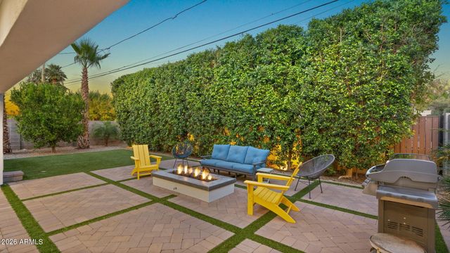 5619 N 11TH Street, Phoenix, AZ 85014