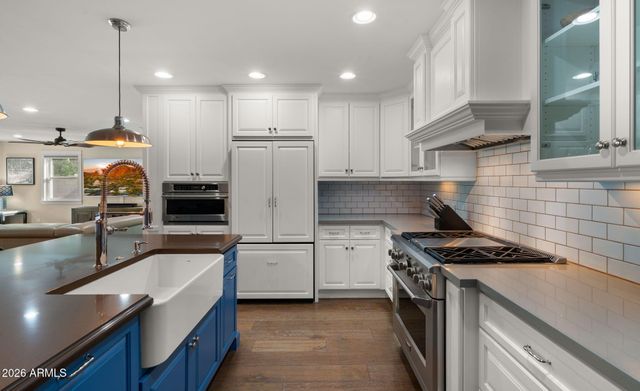 5619 N 11TH Street, Phoenix, AZ 85014