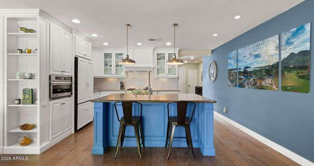 5619 N 11TH Street, Phoenix, AZ 85014