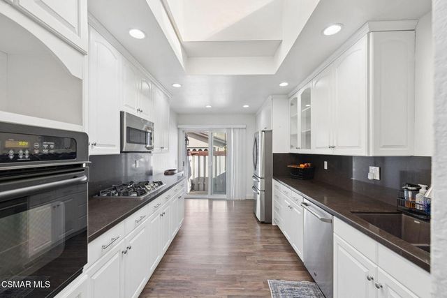 499 Sobre Colinas Place, Camarillo, CA 93012