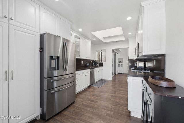 499 Sobre Colinas Place, Camarillo, CA 93012