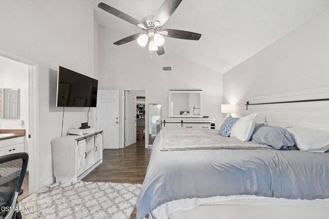 499 Sobre Colinas Place, Camarillo, CA 93012