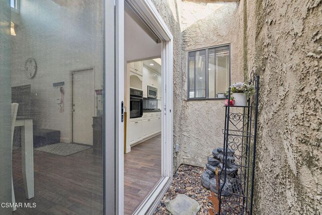 499 Sobre Colinas Place, Camarillo, CA 93012