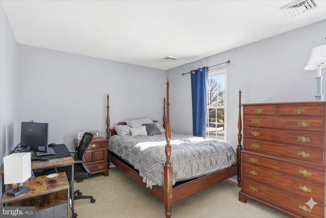 1360 WANDERING WAY, Harrisburg, PA 17110