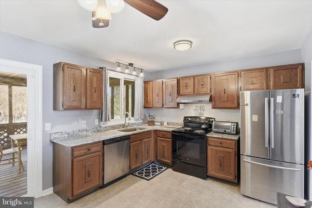 1360 WANDERING WAY, Harrisburg, PA 17110