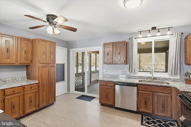 1360 WANDERING WAY, Harrisburg, PA 17110