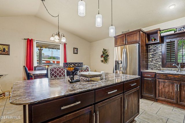 7335 BUCKHORN Street, Canutillo, TX 79835