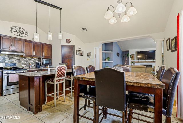 7335 BUCKHORN Street, Canutillo, TX 79835