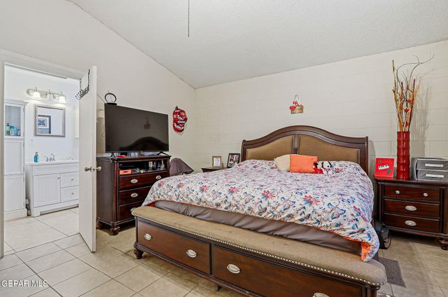 7335 BUCKHORN Street, Canutillo, TX 79835