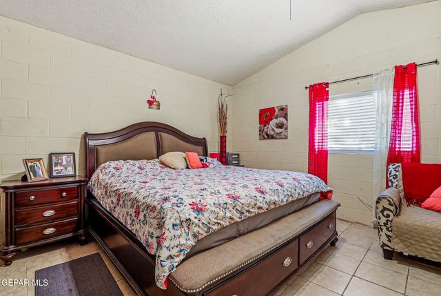7335 BUCKHORN Street, Canutillo, TX 79835