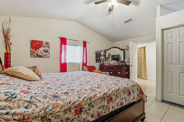 7335 BUCKHORN Street, Canutillo, TX 79835