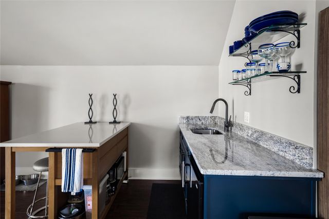 2703 De Soto DR, Austin, TX 78733