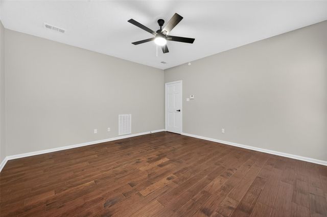 1730 Hodge Lake Lane, Sugar Land, TX 77478