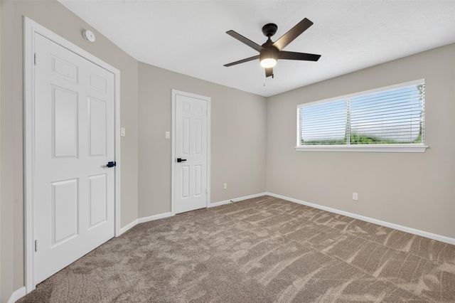 1730 Hodge Lake Lane, Sugar Land, TX 77478