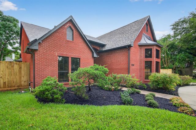 1730 Hodge Lake Lane, Sugar Land, TX 77478
