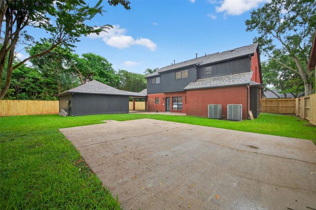 1730 Hodge Lake Lane, Sugar Land, TX 77478