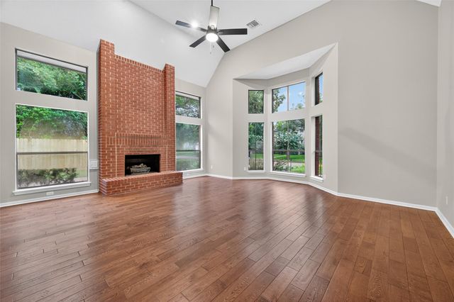 1730 Hodge Lake Lane, Sugar Land, TX 77478