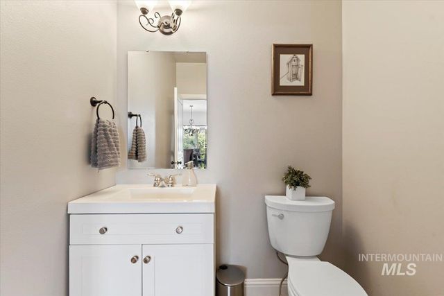 676 W Anton Dr, Meridian, ID 83646