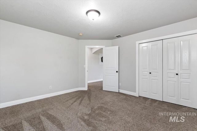 676 W Anton Dr, Meridian, ID 83646