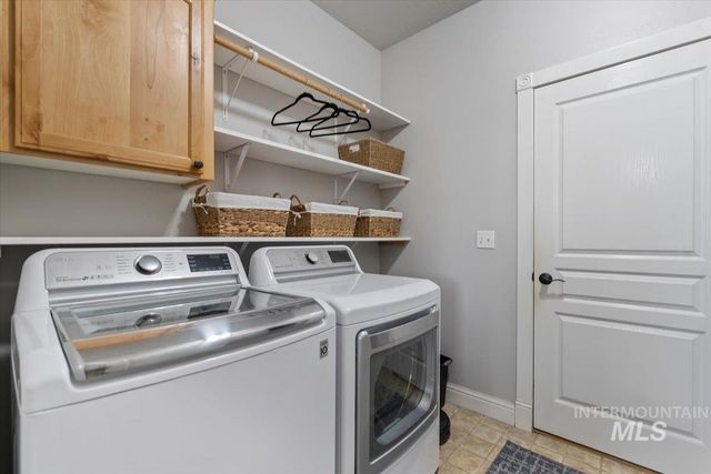 676 W Anton Dr, Meridian, ID 83646