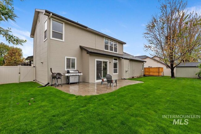 676 W Anton Dr, Meridian, ID 83646