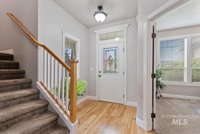 676 W Anton Dr, Meridian, ID 83646