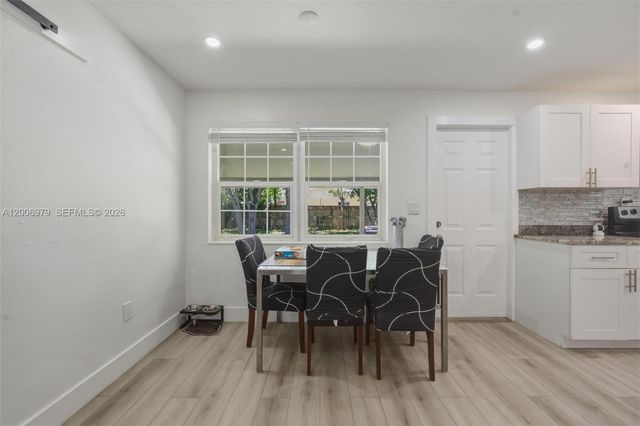 1657 SW 44th Avenue, Fort Lauderdale, FL 33317