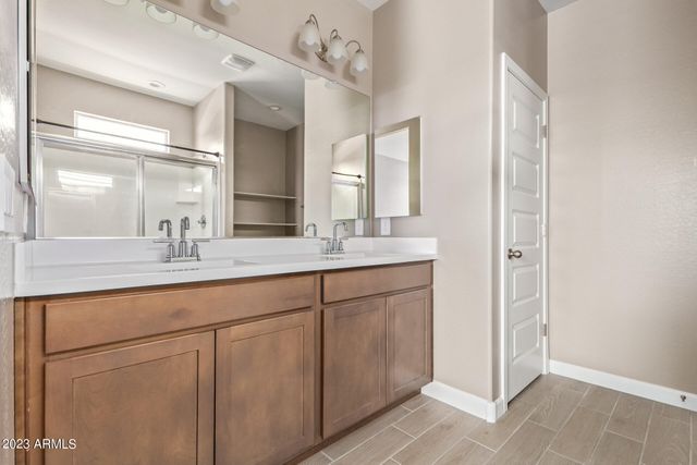 36501 N SENEPOL Street, San Tan Valley, AZ 85143