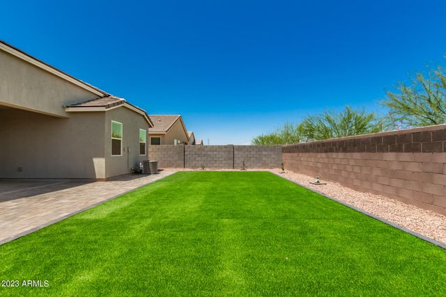 36501 N SENEPOL Street, San Tan Valley, AZ 85143