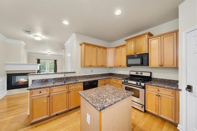 205 16th Street NW 18, Atlanta, GA 30363