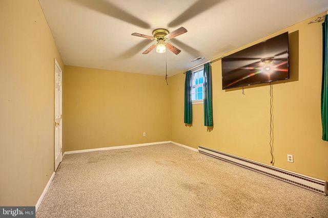 12 THRUWAY DR, Colora, MD 21917