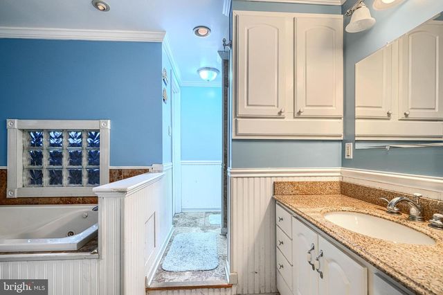 12 THRUWAY DR, Colora, MD 21917
