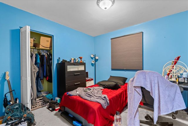 1015 N Maple Road, Ann Arbor, MI 48103