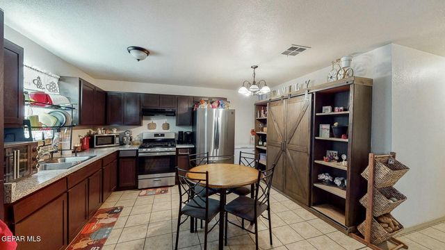 9113 SANDOVAL Court, El Paso, TX 79907