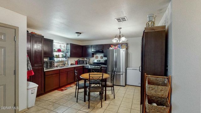 9113 SANDOVAL Court, El Paso, TX 79907